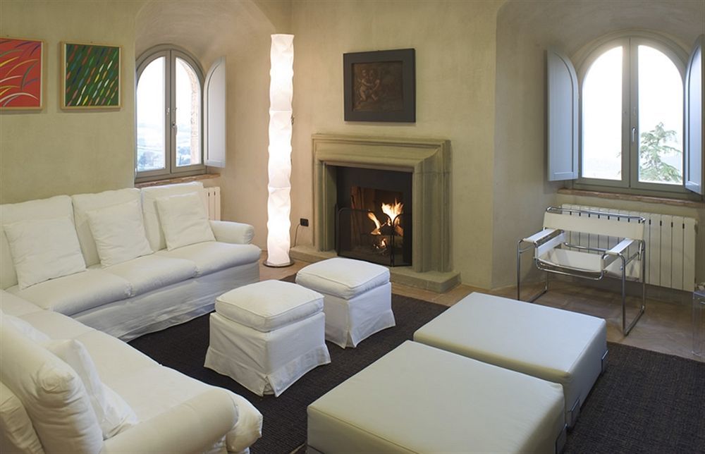 Aparthotel Torre Almonte à Todi Extérieur photo