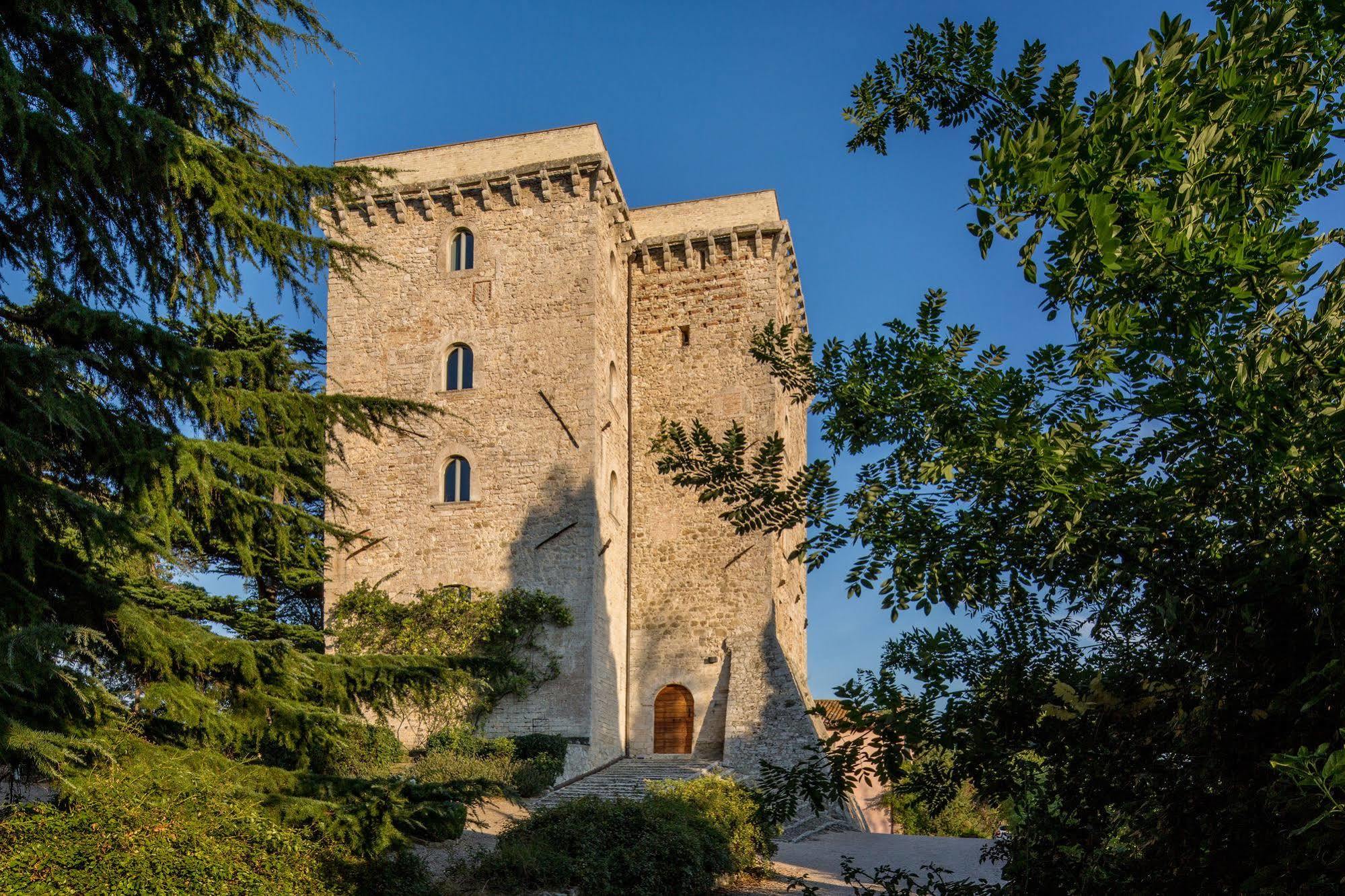 Aparthotel Torre Almonte à Todi Extérieur photo