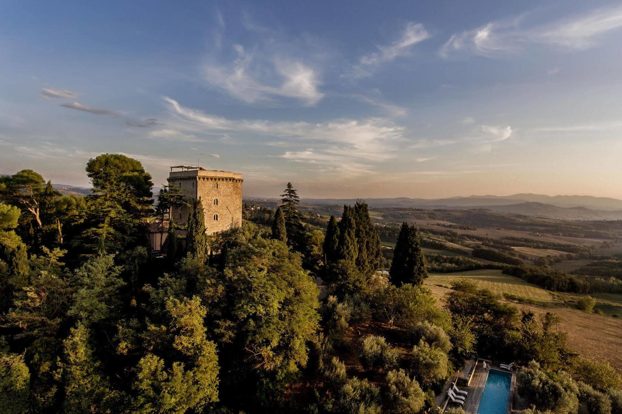 Aparthotel Torre Almonte à Todi Extérieur photo