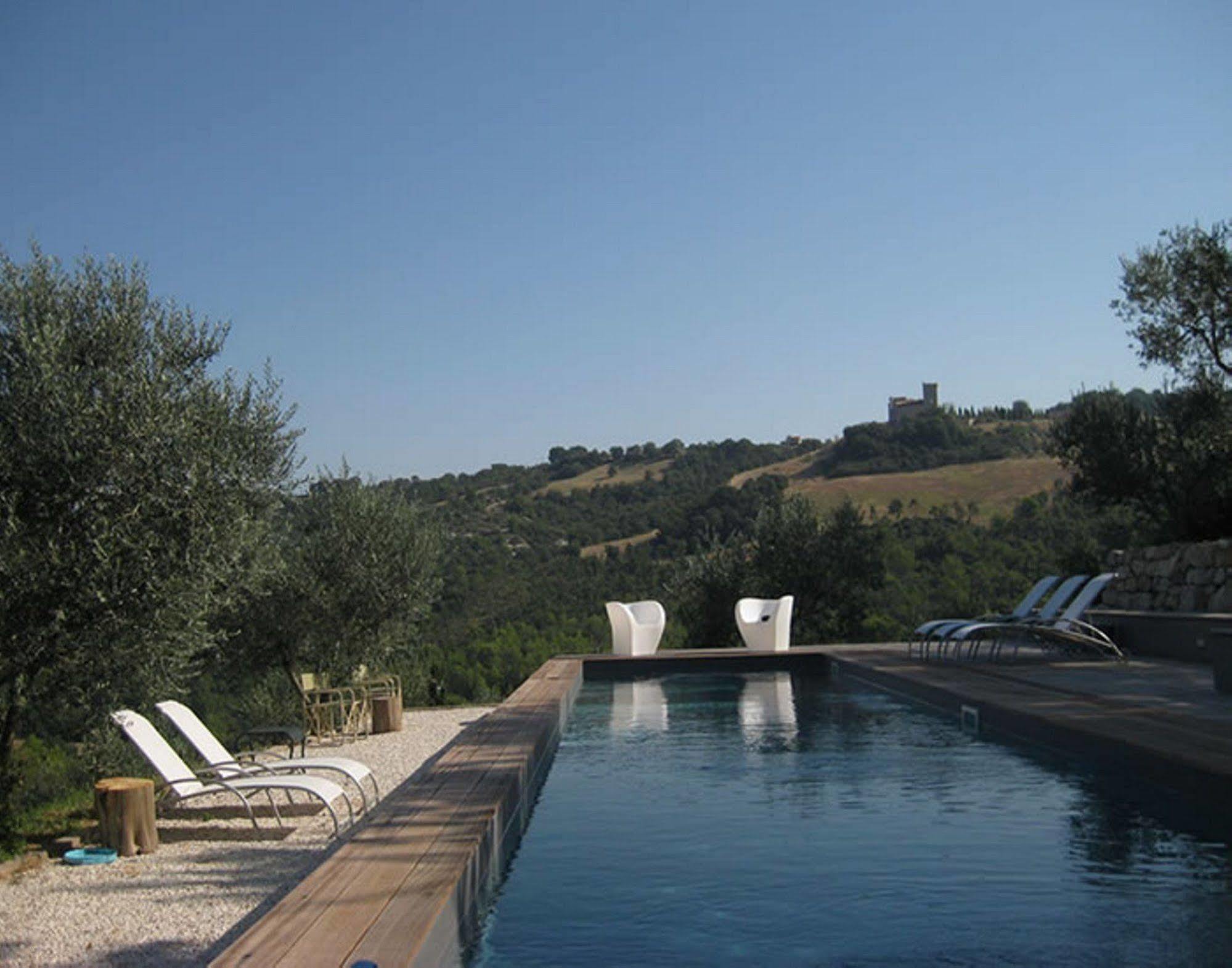 Aparthotel Torre Almonte à Todi Extérieur photo